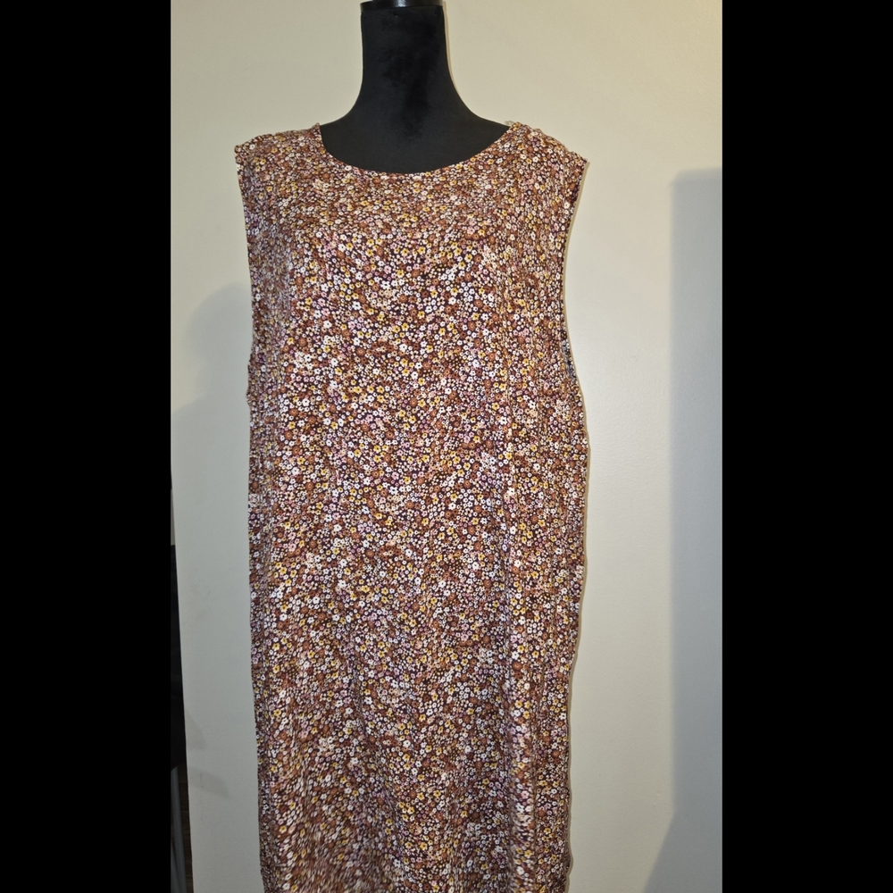 NWT ‼️ "As U Wish" Floral Midi Dress